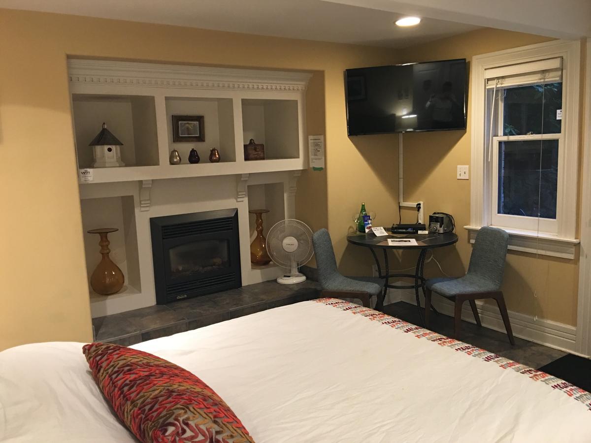 Robert Porter House 4* Victoria